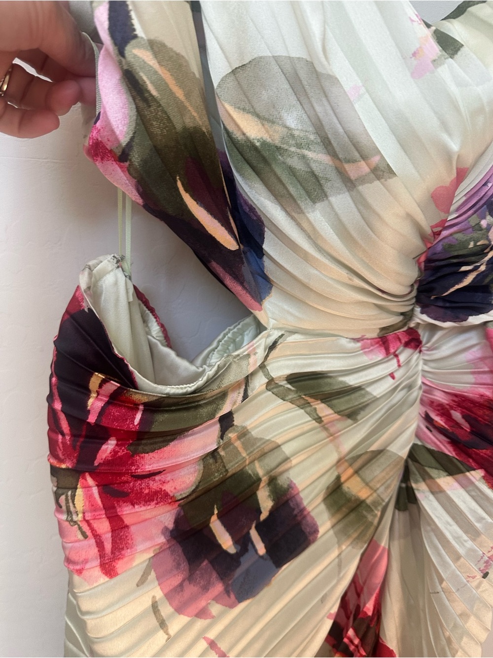 Abercrombie & Fitch One Shoulder Floral Green Pleated Gisele Cutout Maxi Dress - Picture 10 of 14